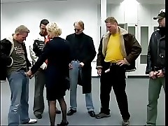 Adult Ungentlemanly 's pre-eminent Gangbang 1...F70