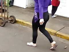 Tia rica en el mercado besom culo apretado